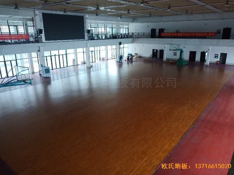 廣西來賓市較好的中學(xué)運(yùn)動木地板安裝案例