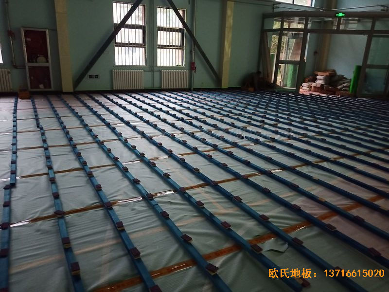 青海西寧市城西區(qū)新寧路18號中國科學院體育地板施工案例