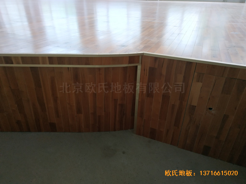 寧夏銀川試驗(yàn)中學(xué)舞臺運(yùn)動木地板鋪裝案例3