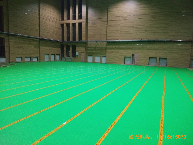 河北雄縣第三高中籃球館運動地板鋪設(shè)案例3