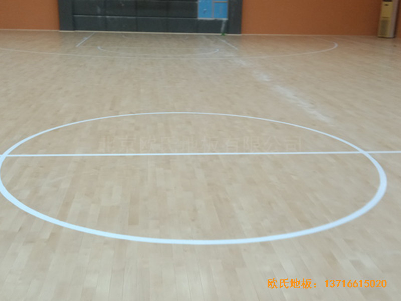 湖北武漢實驗外國語學(xué)?；@球館體育地板施工案例4
