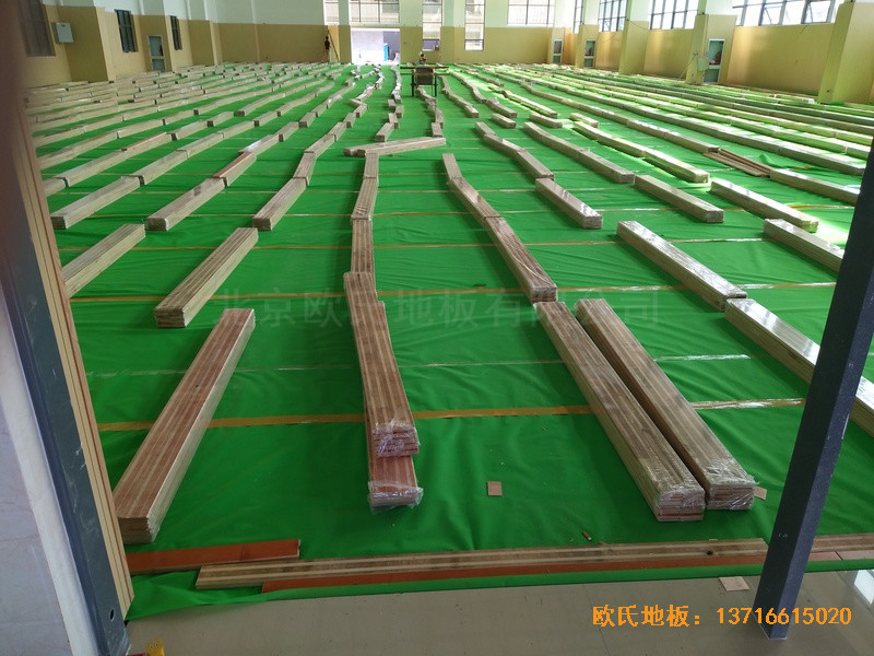 云南蒙自師范體育館體育地板鋪設(shè)案例2