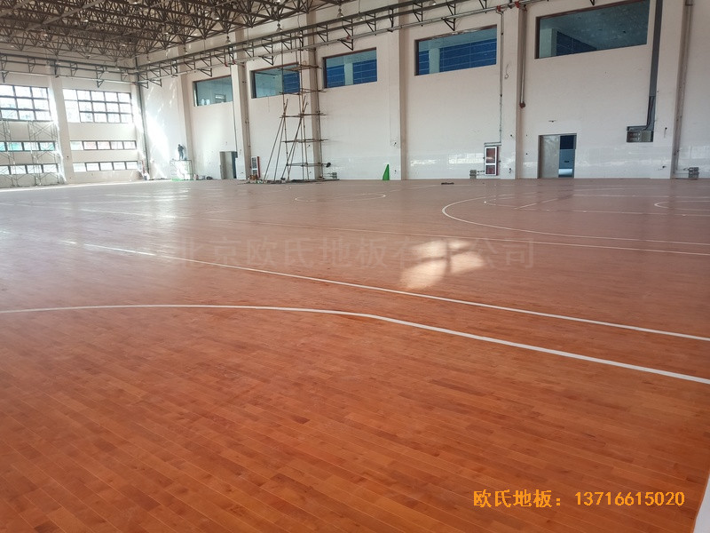 內(nèi)蒙全民健身活動(dòng)中心體育木地板鋪設(shè)案例0