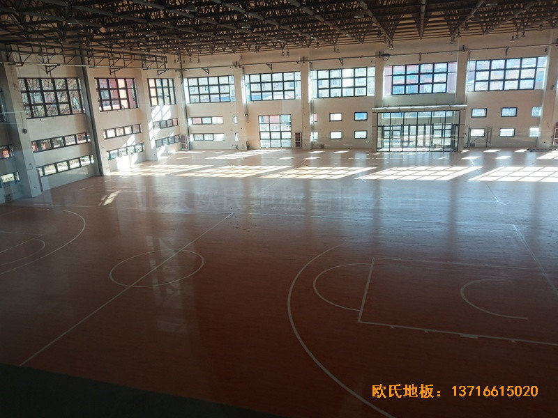 內(nèi)蒙全民健身活動(dòng)中心體育木地板鋪設(shè)案例5
