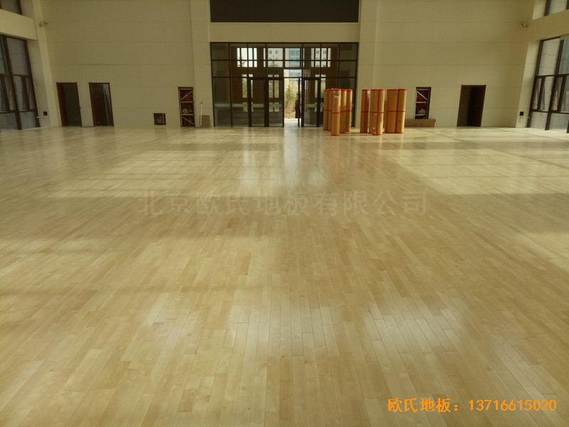 內(nèi)蒙古烏蘭察布公安局訓(xùn)練廳運(yùn)動地板鋪裝案例5
