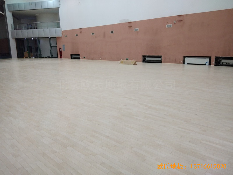 北京建國路75號熱電公司運(yùn)動館運(yùn)動木地板施工案例3