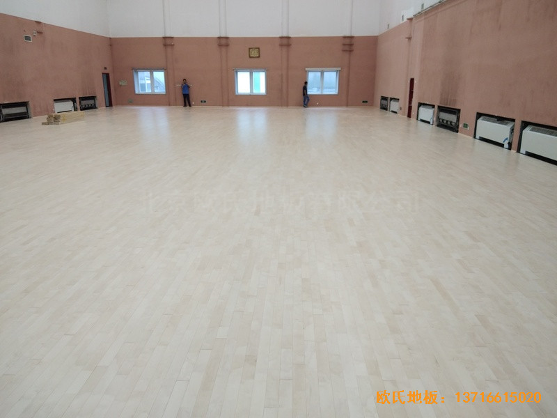 北京建國路75號熱電公司運(yùn)動館運(yùn)動木地板施工案例5