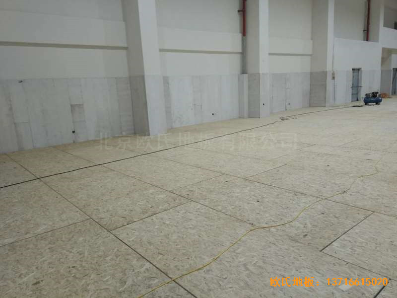 上海濱江文教區(qū)三樓籃球館運動木地板施工案例1