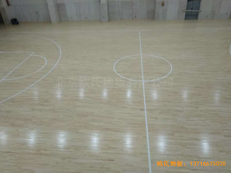 上海濱江文教區(qū)三樓籃球館運動木地板施工案例3