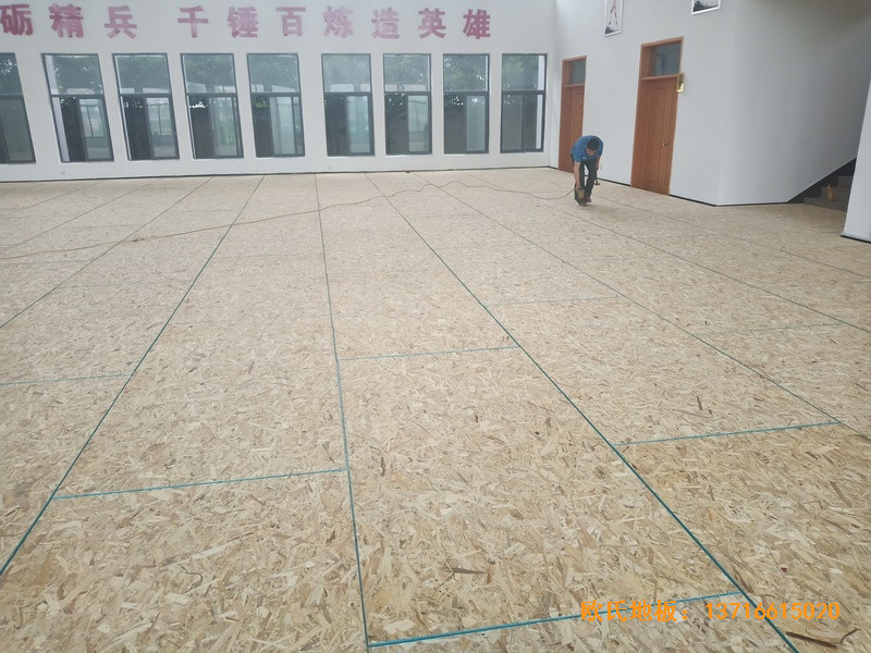 寧波中國(guó)石油儲(chǔ)蓄基地運(yùn)動(dòng)館運(yùn)動(dòng)地板安裝案例2