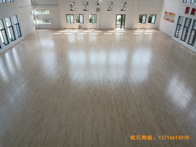 寧波中國(guó)石油儲(chǔ)蓄基地運(yùn)動(dòng)館運(yùn)動(dòng)地板安裝案例5