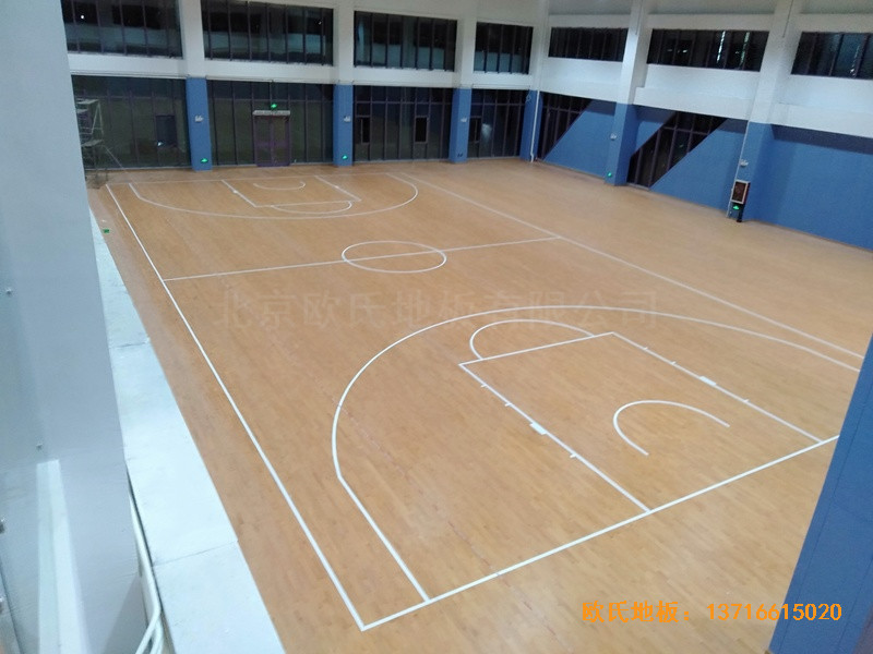 山東實驗二小青島分?；@球館運動地板鋪裝案例4