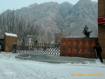 青海西寧大通消防大隊(duì)籃球館體育地板鋪裝案例