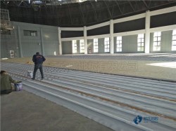 松木運(yùn)動(dòng)型木地板保養(yǎng)