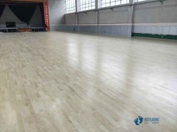 雙層龍骨體育場(chǎng)地板保養(yǎng)