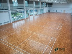 不錯籃球體育地板安裝公司