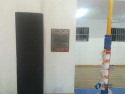 那有運(yùn)動場地木地板安裝公司