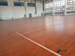 柞木籃球體育木地板如何保潔