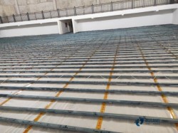 體育場(chǎng)地地板需要多少錢