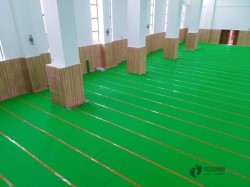 懸浮運(yùn)動場館地板施工