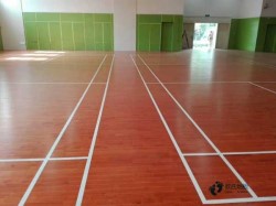 懸浮式體育場館地板施工工藝