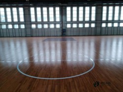 銷售體育場(chǎng)地板安裝公司