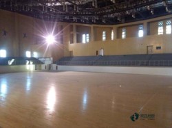 俄勒岡松舞臺運(yùn)動場木地板哪個品牌好